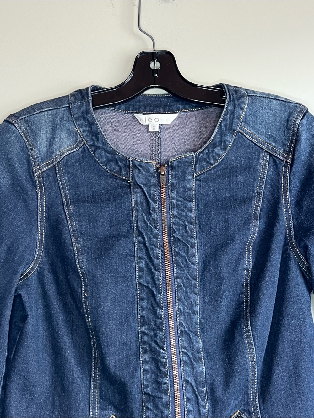 Cleo Denim Jacket Womens XS Dark Wash Zip Front Stretch Fitted - Picture 5 of 10